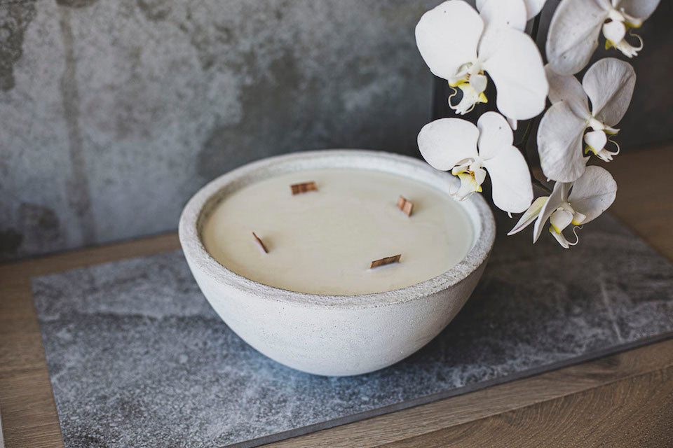 Large Concrete Candle - Solid - White - Coconut & Lime