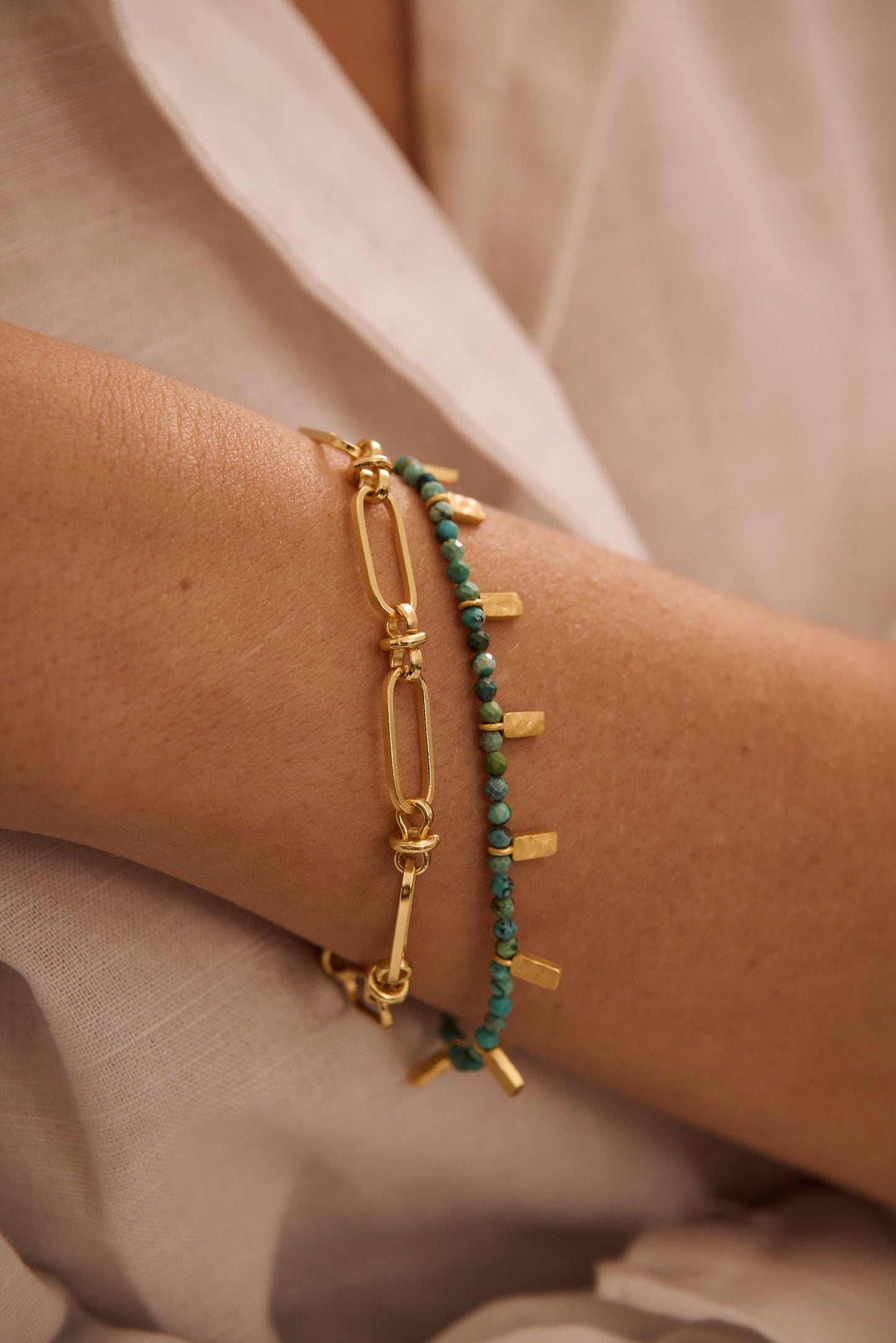 Turquoise Bracelet in 18KT Yellow Gold Plate