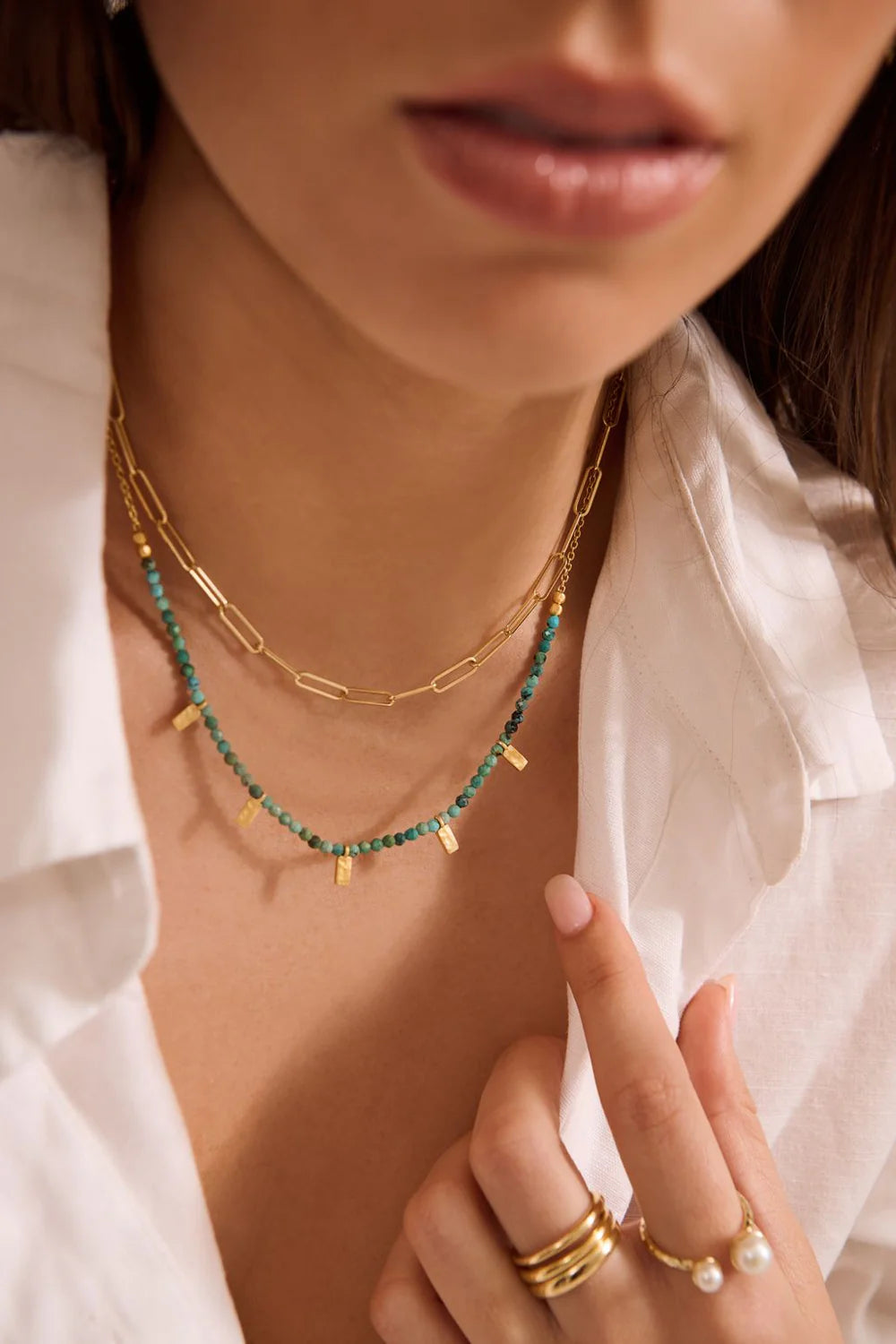 Turquoise Choker in 18kt Yellow Gold Plate