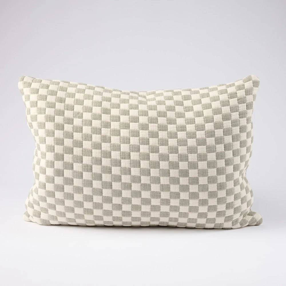 Gambit Cushion - White/Pistachio - Filled Cushion / 40x60cm